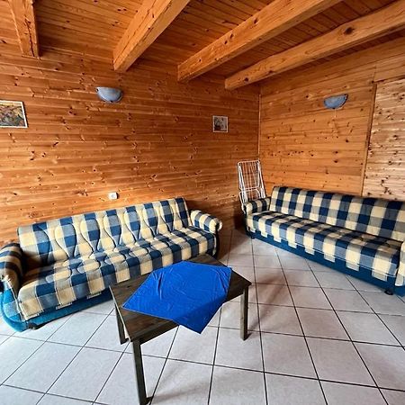 Almos Apartman Balatonfenyves Exterior photo